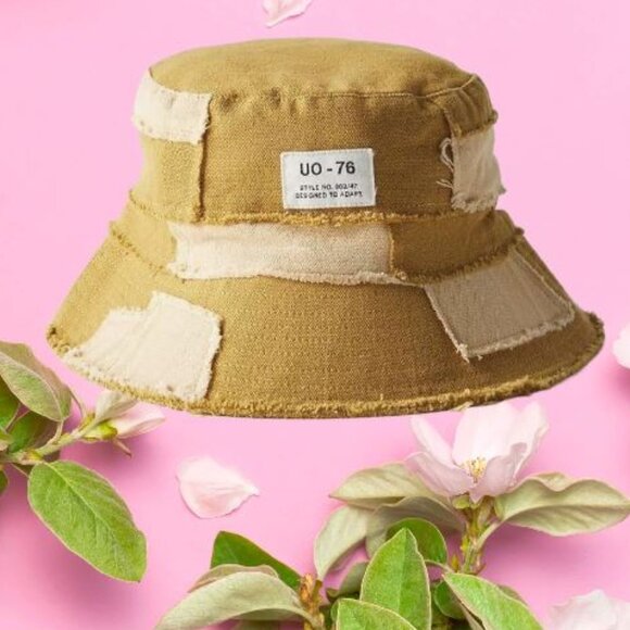 WOMEN'S URBAN OUTFITTERS UO FRAYED PATCHWORK BUCKET HAT WOMENS ONE SIZE - Picture 1 of 5